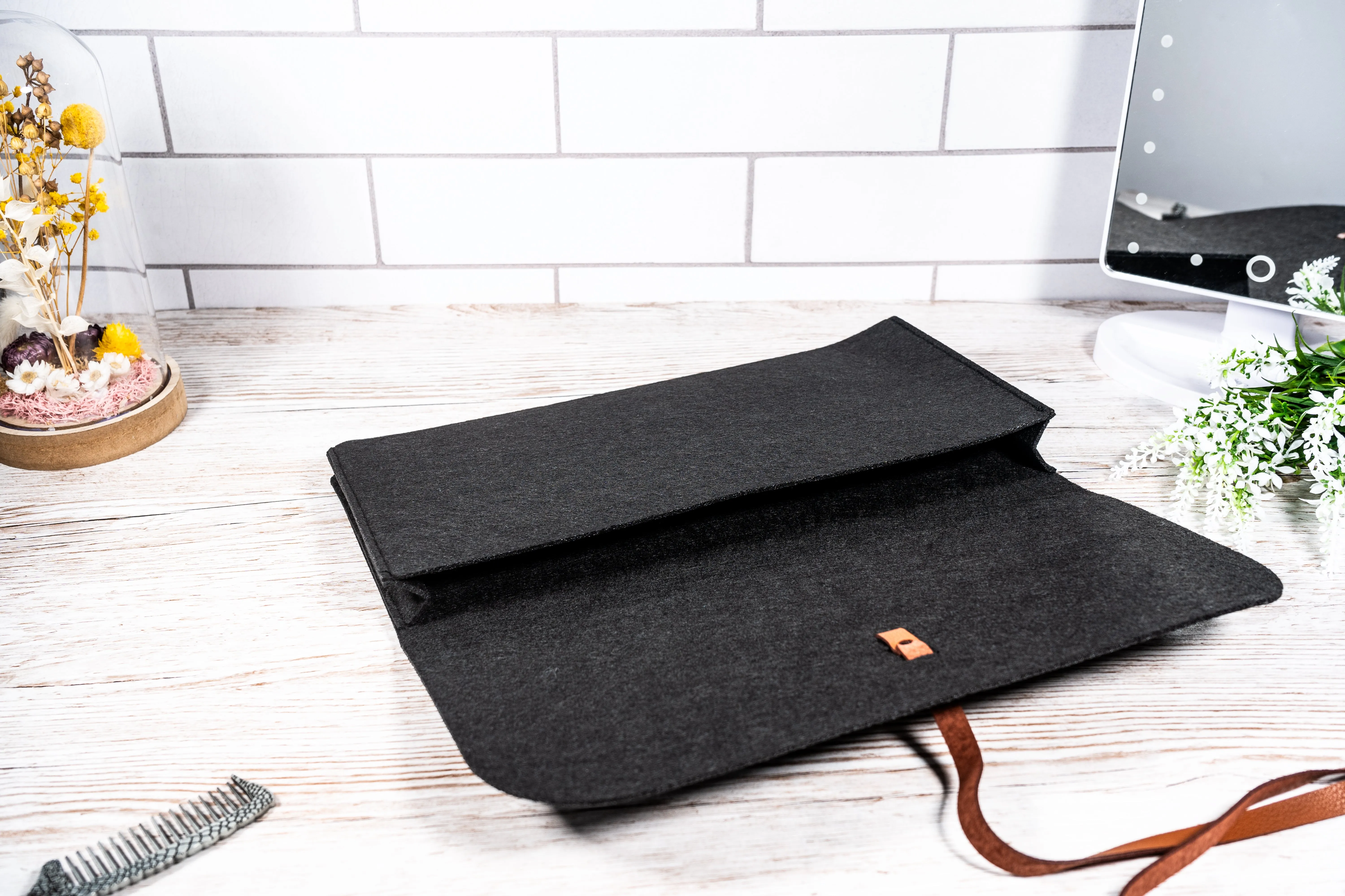 Glamza 'Pouchy' Heat Proof Hair Straightening Mats - 4 Colours!