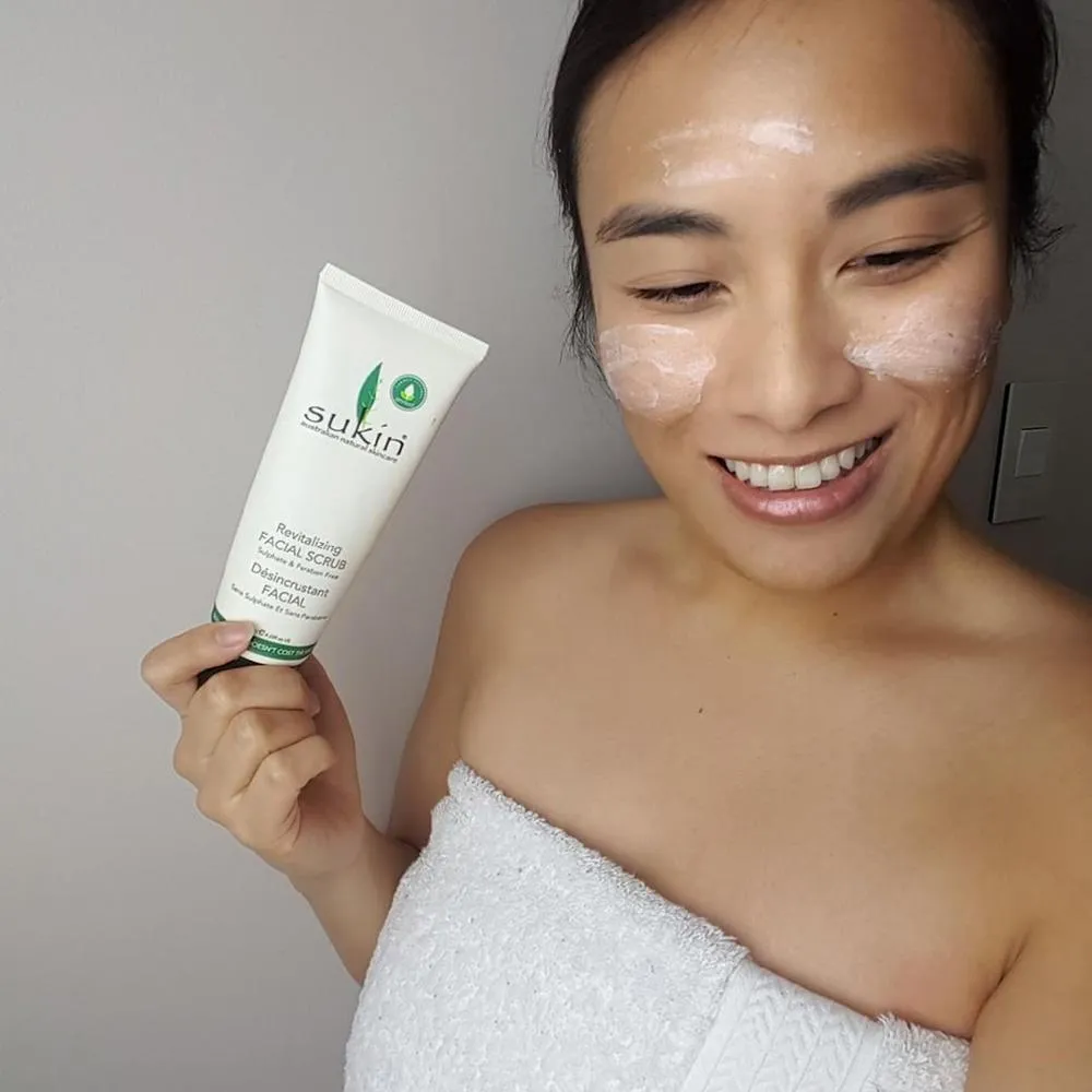 REVITALISING FACIAL SCRUB | SIGNATURE | 125ML
